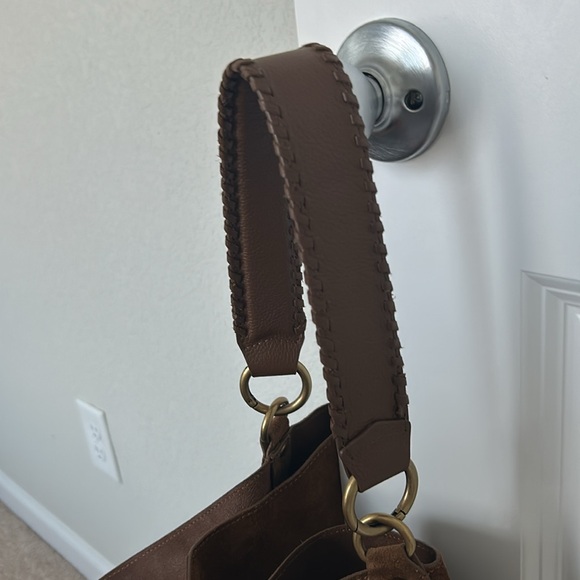 Banana Republic Suede shoulder bag - Picture 3 of 8